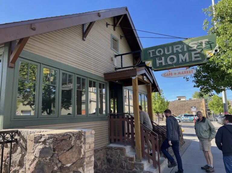 tourist home flagstaff 768x574